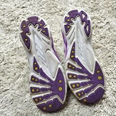 子供スニーカー 22.5cmの画像