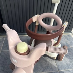 折りたたみ三輪車の画像