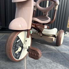折りたたみ三輪車の画像