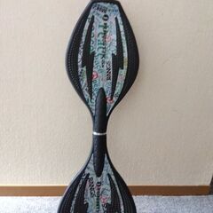 子供用ヘルメットとリップスティックデラックスの画像