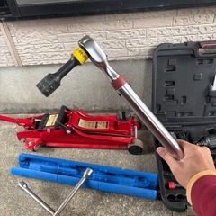  「安め」タイヤ交換！お家までいきます。