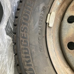 ブリジストンスタッドレスの画像