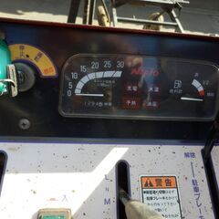 ポテカルゴ：ニプロ：掘り取り機：自走式掘取機：サツマイモ：ニンジン：掘取機の画像