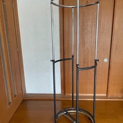 洋服ハンガーの画像