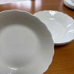 ノリタケ　ボーンチャイナの画像