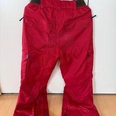 スノボー用ウエア、ゴーグル、グローブの画像