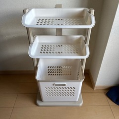 洗濯物カゴ・棚の画像