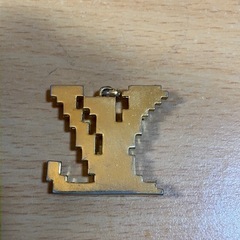 DUALISM LVロゴ ピクセルアート ペンダントトップの画像