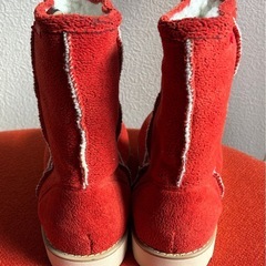 子供用ブーツ　18cm 未使用品
の画像