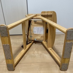 子ども用椅子の画像