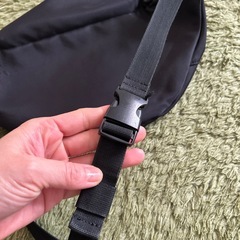 nikoand…ボディバックの画像