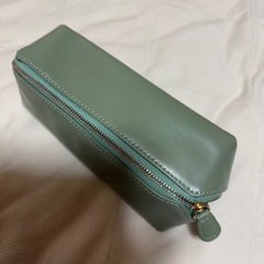 仕切りポケット付きポーチの画像