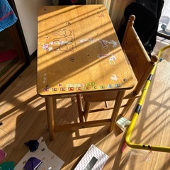 子ども用机の画像