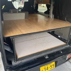 ロック機能付きスライドーレル搭載の釣り用棚一式の画像