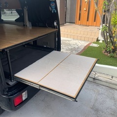 ロック機能付きスライドーレル搭載の釣り用棚一式の画像