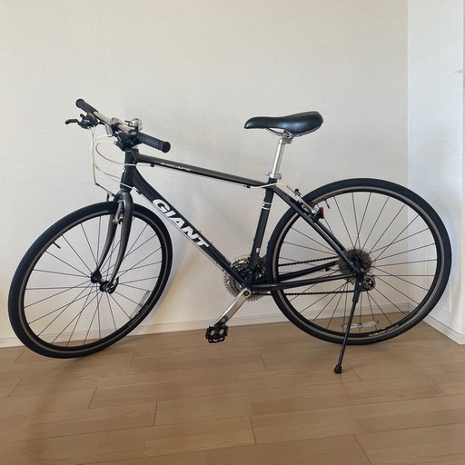 クロスバイク　GIANT ESCAPE R3