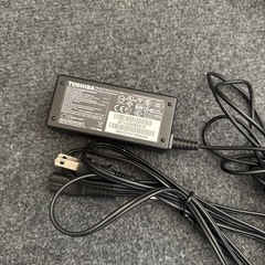 ACアダプター4つの画像