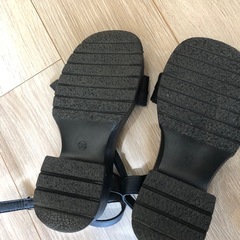 新品・未使用　　チャンキーハイヒールサンダルの画像