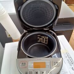 ★リユースのサカイつくば店★TK7414 象印 炊飯器 NL-BU05 3合 18年製 動作確認／クリーニング済み　【リユースのサカイつくば店】 の画像