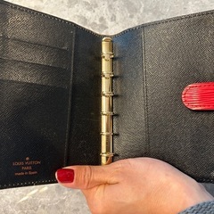 【美品】ルイヴィトン　手帳カバー　エピ　LOUIS VUITTONの画像