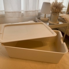 収納ボックスの画像