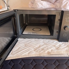 2022年 YAMAZEN 電子レンジ YRL-F180 ヘルツフリー フラットの画像