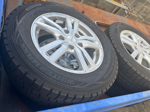 ダンロップ スタッドレスDUFACTホイール付き