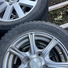 スタッドレスタイヤ155/65/13の画像