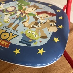 トイストーリー　豆いす　ディズニー　子供用　赤　青　女の子　男の子の画像