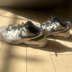 ナイキスニーカーの画像