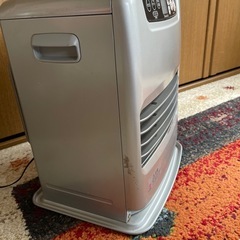 ダイニチブルーヒーター2021年製
の画像