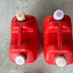 ポリタンク18L　2個の画像