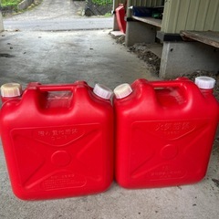 ポリタンク18L　2個の画像