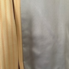 終了【中古】遮光カーテン　裏地付き既成品　の画像