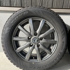 TOYOタイヤ　スタッドレスタイヤ　ホイール　ナットセット　2024年製造の画像