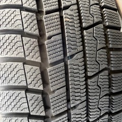 TOYOタイヤ　スタッドレスタイヤ　ホイール　ナットセット　2024年製造の画像