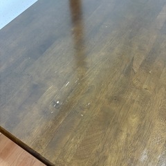 ダイニングテーブル
の画像