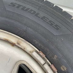 ハイエース　スタッドレス　鉄チン　195/80/r15 107/105l ltの画像