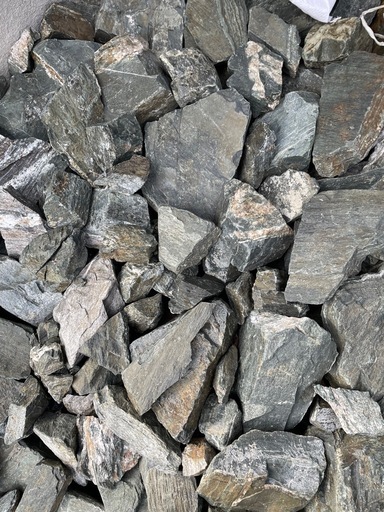 取り放題　栗石