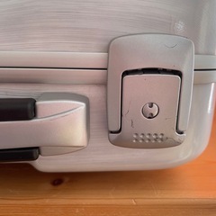 maruem crew BRONCO アタッシュケース ビジネスバッグ 希少ホワイトの画像