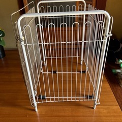 ストーブガードの画像