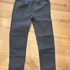 男児ズボン130 3本
の画像