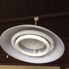 【引き取り限定。置き配。越前市】蛍光灯　洋風　丸型の画像