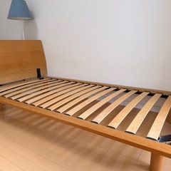 【無印】シングルベッドフレームオーク材-ベッドフレーム付の画像