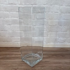 ガラス花器　花瓶　の画像