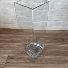 ガラス花器　花瓶　の画像