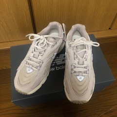 ニューバランス　レディーススニーカー23㎝の画像