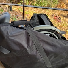 折り畳み自転車の画像