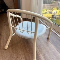 子どもイスの画像