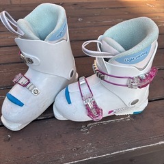スキー靴　１８センチ　２１センチ　２４センチの画像